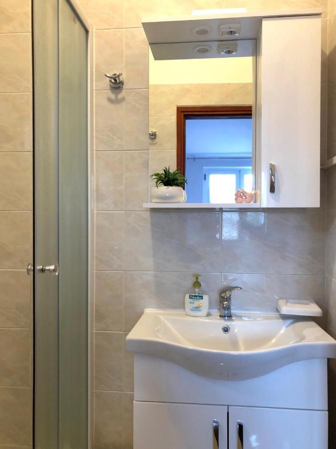 Guest House Renata Пломин Экстерьер фото